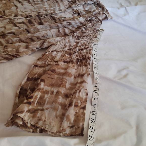 ● east5th | Short Tunic Style Dress with Kakhi Tie-Dye Print - Picture 12 of 16